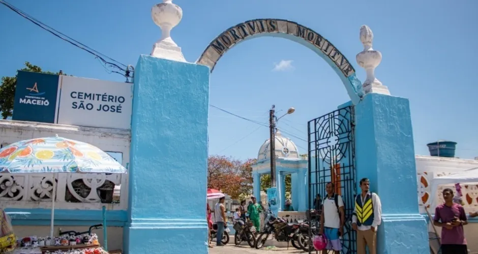 Cemitérios de Maceió esperam 50 mil visitantes e terão missas especiais no domingo (2)